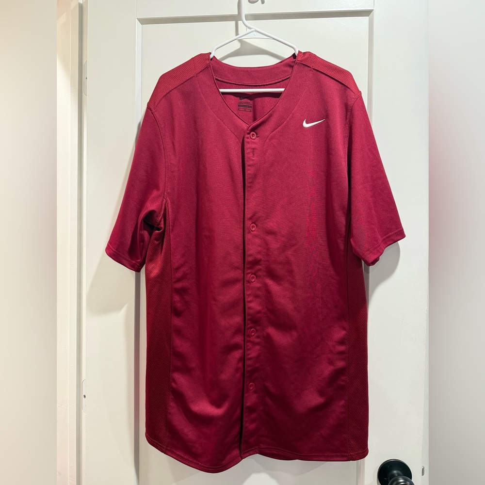 Nike Men's Burgundy Button-Up‎ Jersey Size XL